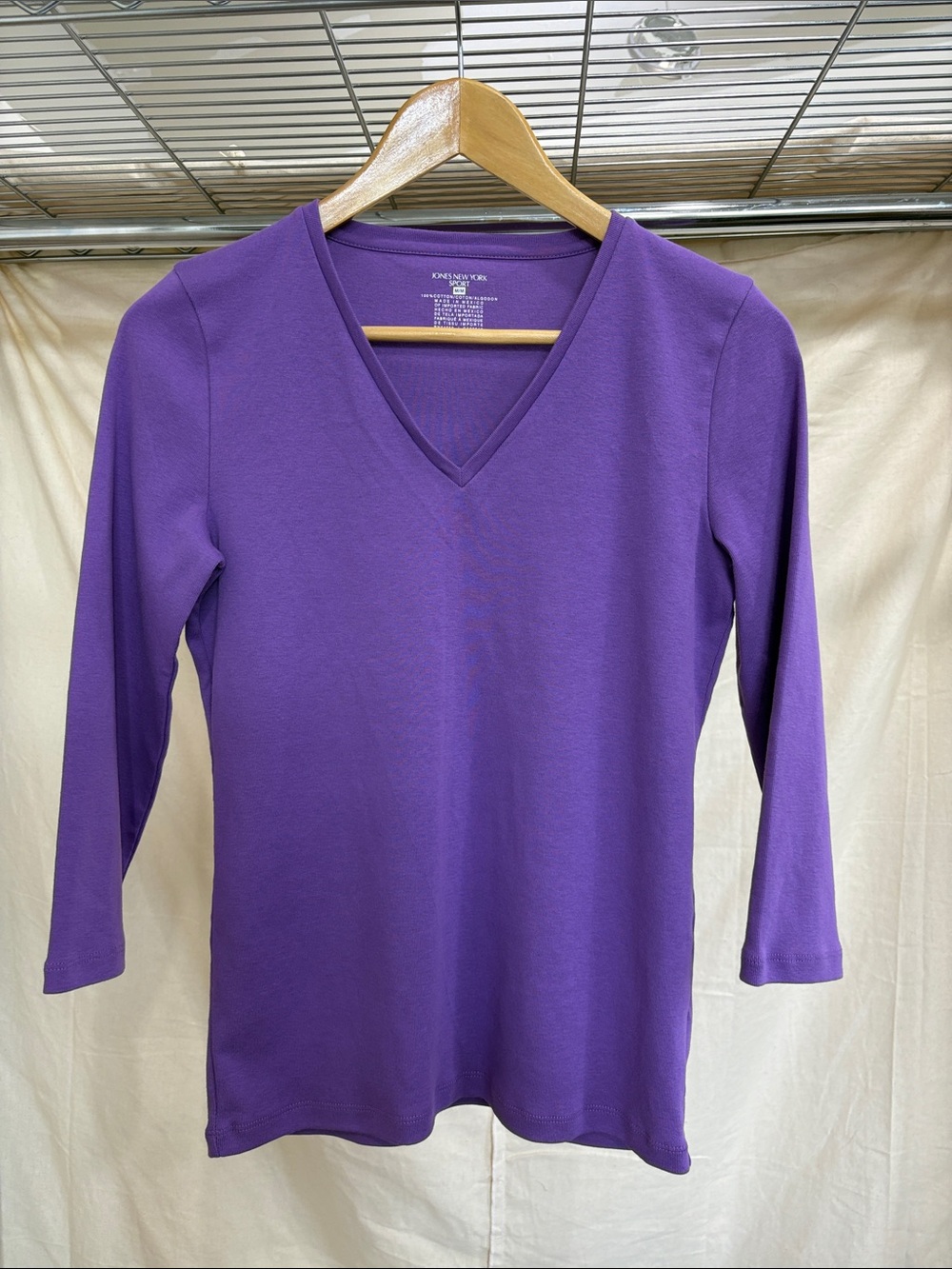 Classic V-Neck 3/4 Sleeve Top - Purple